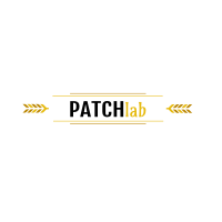 Logo Patch Lab, il nostro dipartimento che si occupa di realizzare toppe ricamate e patch.