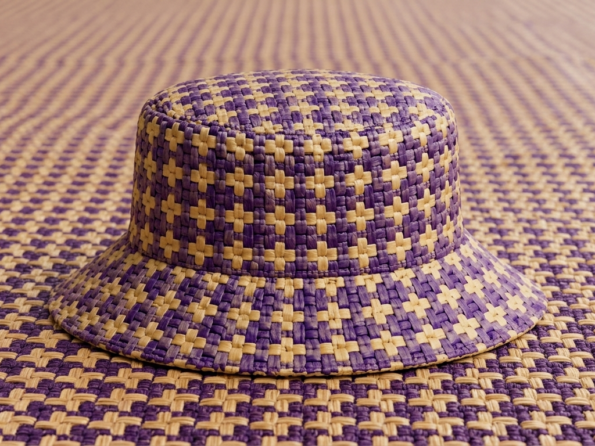 Ricamo cappello rafia Pontova a macchina